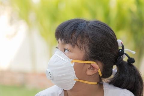 air pollution in small child
